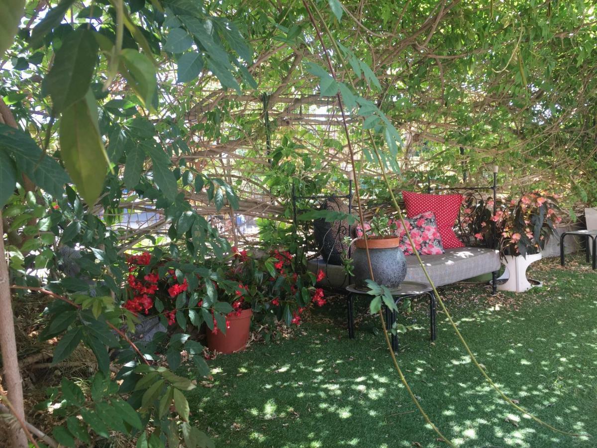 La Chambre Des Etangs Fréjus Exterior foto